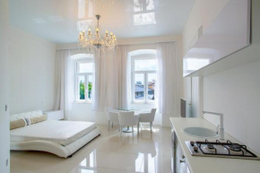  Collins Apartments Center  Пула